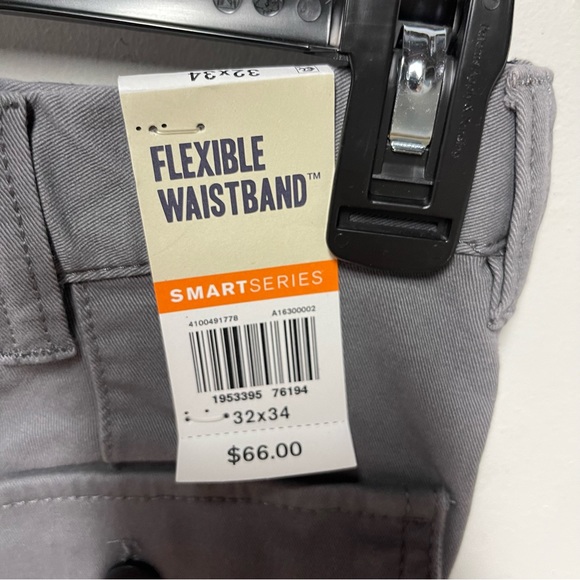 Dockers® Smart 360 Flex™ Straight-Fit Go-To Cargo Pants - Picture 4 of 5